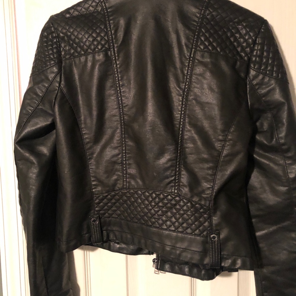 Express (faux) leather jacket